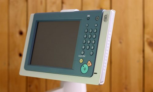 Kserokopiarka – jakie funkcje powinna mieć dobra kserokopiarka dla firmy