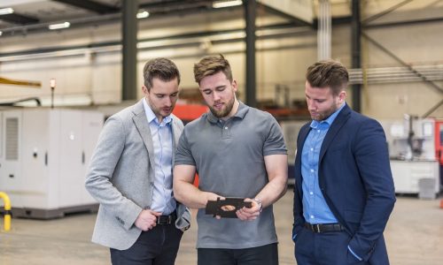 Poradnik inwestora hal przemysłowych – dlaczego warto do niego zaglądać?