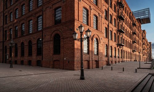 Nowoczesne technologie budowlane w obiektach handlowych