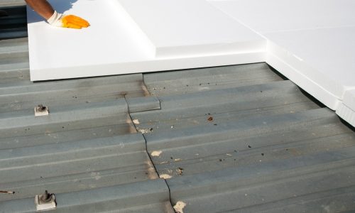 Płyta warstwowa dachowa w budownictwie jednorodzinnym