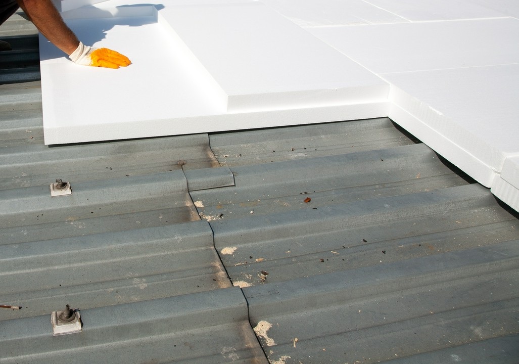 Płyta warstwowa dachowa w budownictwie jednorodzinnym