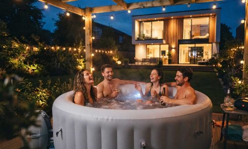 Mały basen czy domowe spa – które rozwiązanie lepiej pasuje do Twojej przestrzeni?